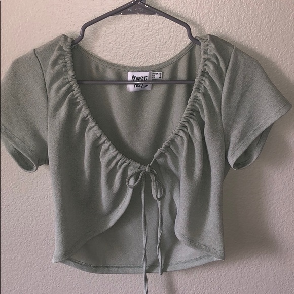 Princess Polly Tops - Princess Polly front tie shirt
